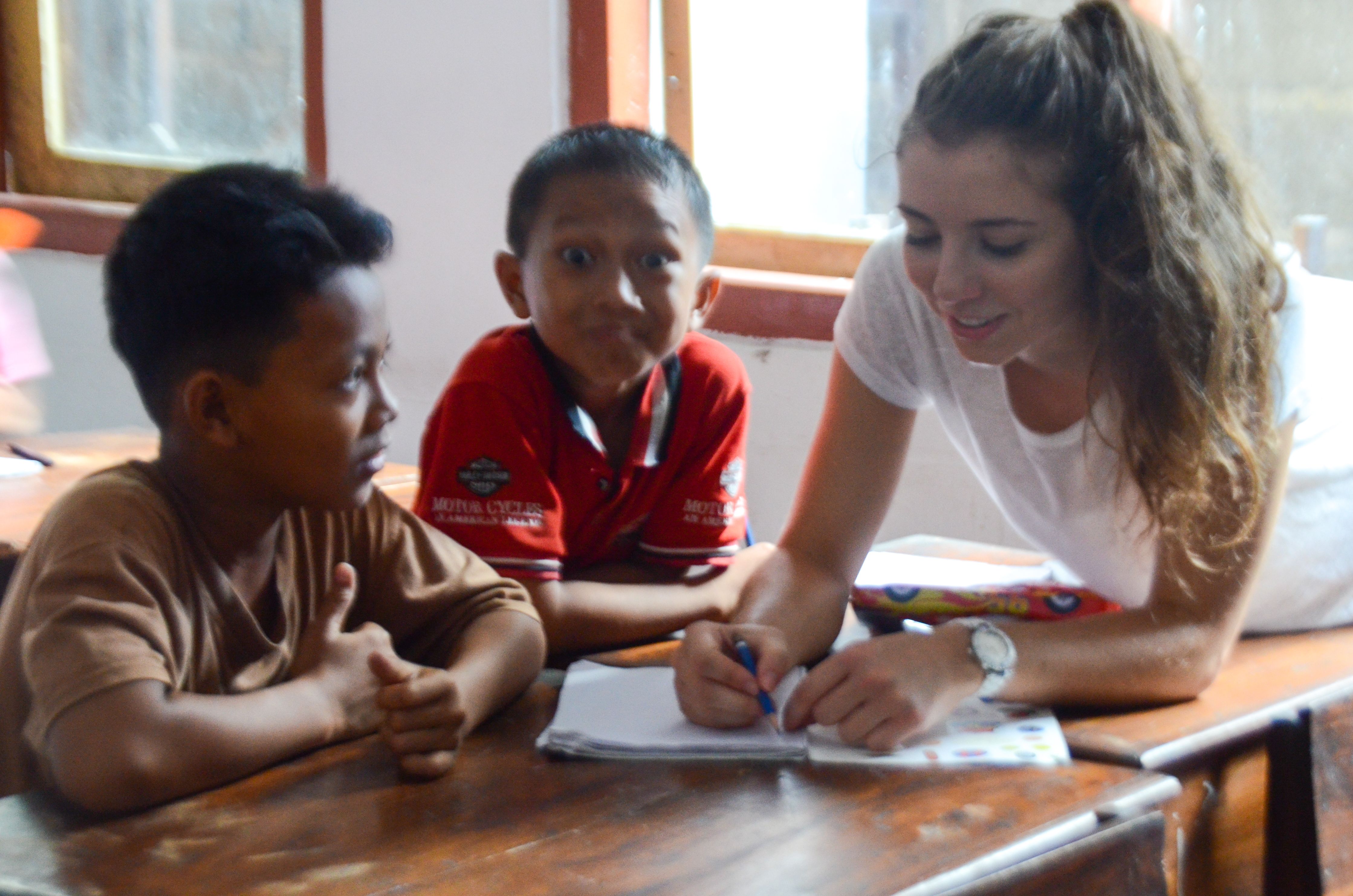 Volunteer English Teaching Program in Sri Lanka