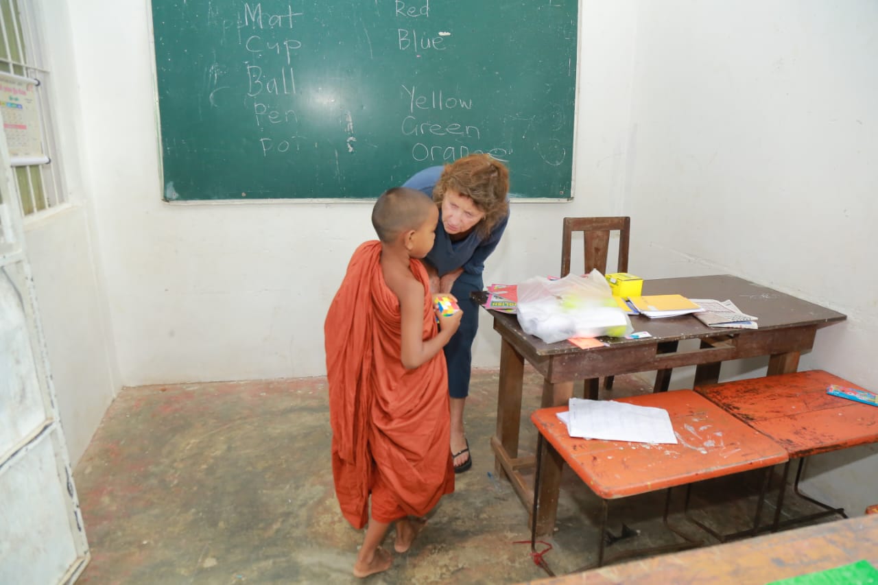 Teaching English to Buddhist Monks in Sri Lanka Program